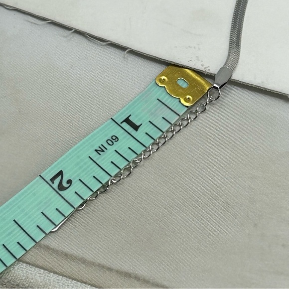 Silver Tone Classic Chic Faux Turquoise Tassel Pendant Necklace Adjustable 18" - Picture 11 of 12